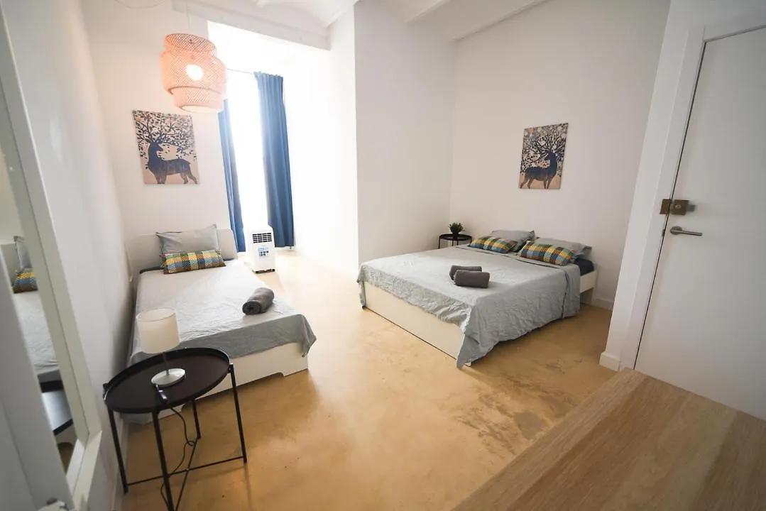 Nice Room Close To Sagrada Familia Barcellona
